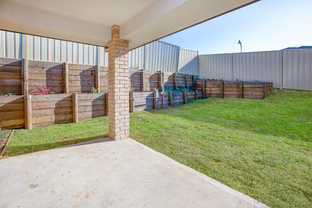 6 Cambewarra Avenue THORNTON 4