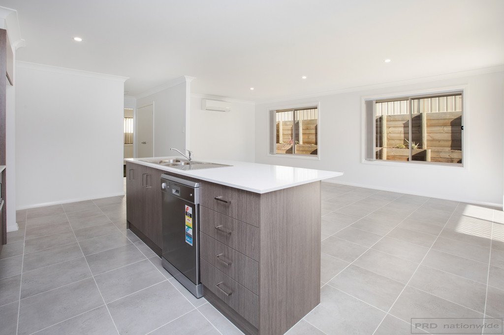 6 Cambewarra Avenue THORNTON 10