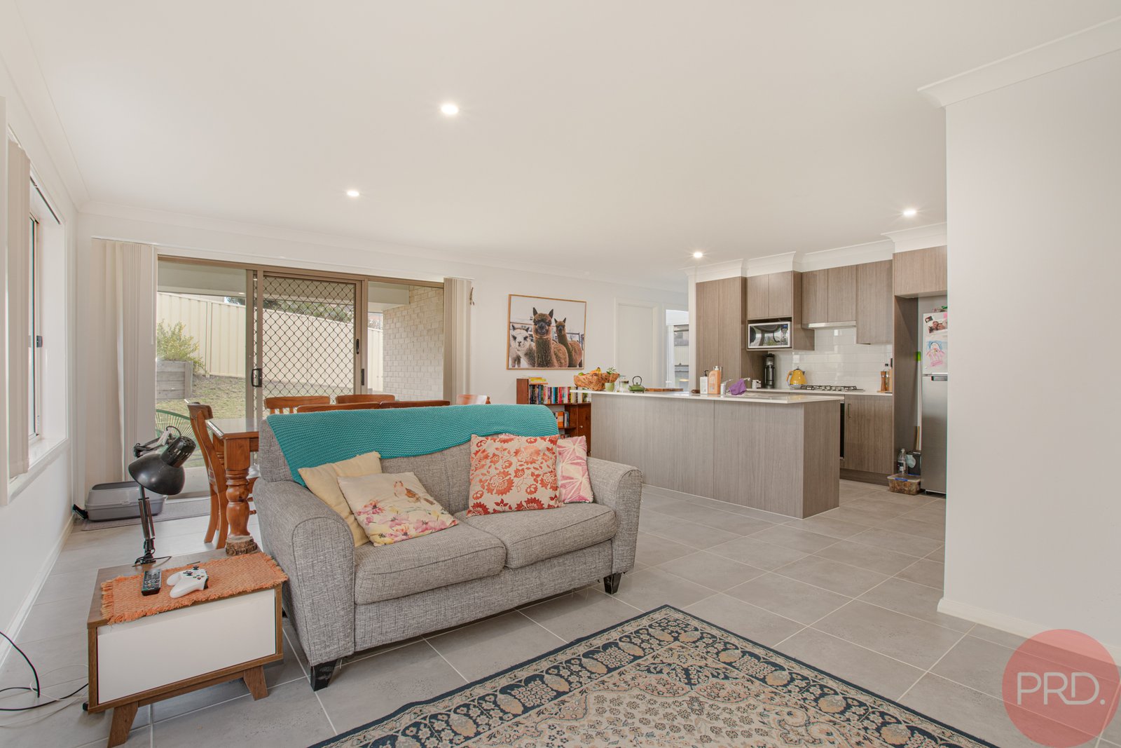 6 Cambewarra Avenue THORNTON 4