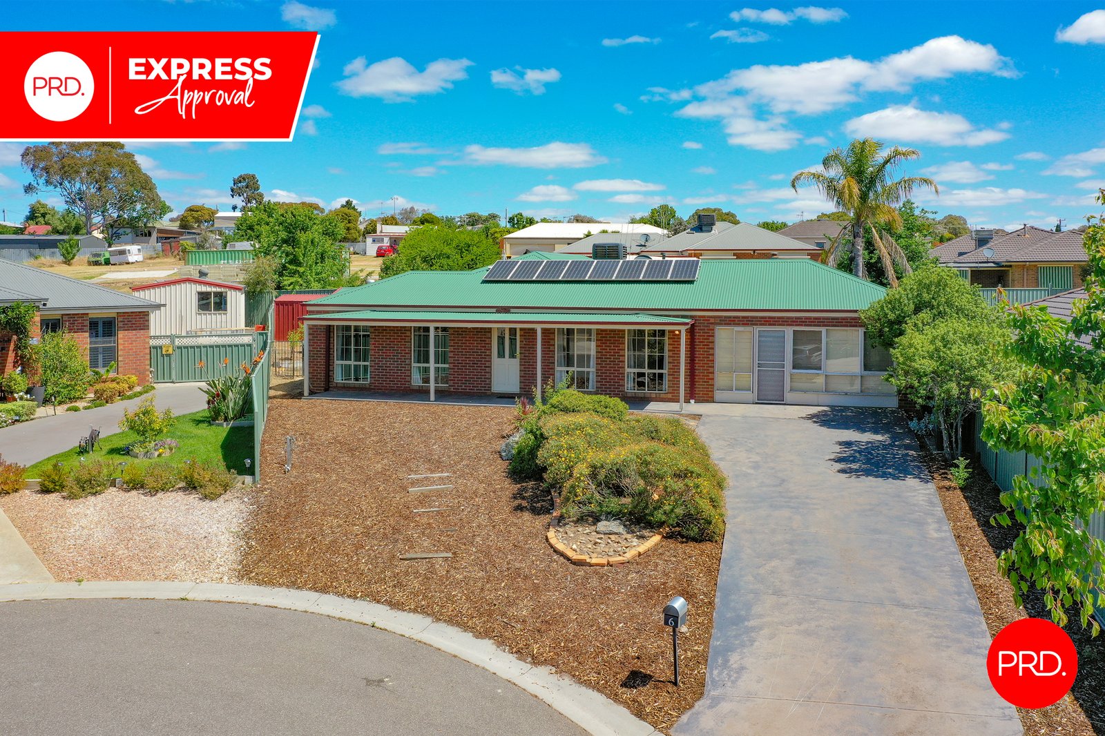 6 Cambridge Court CALIFORNIA GULLY 2