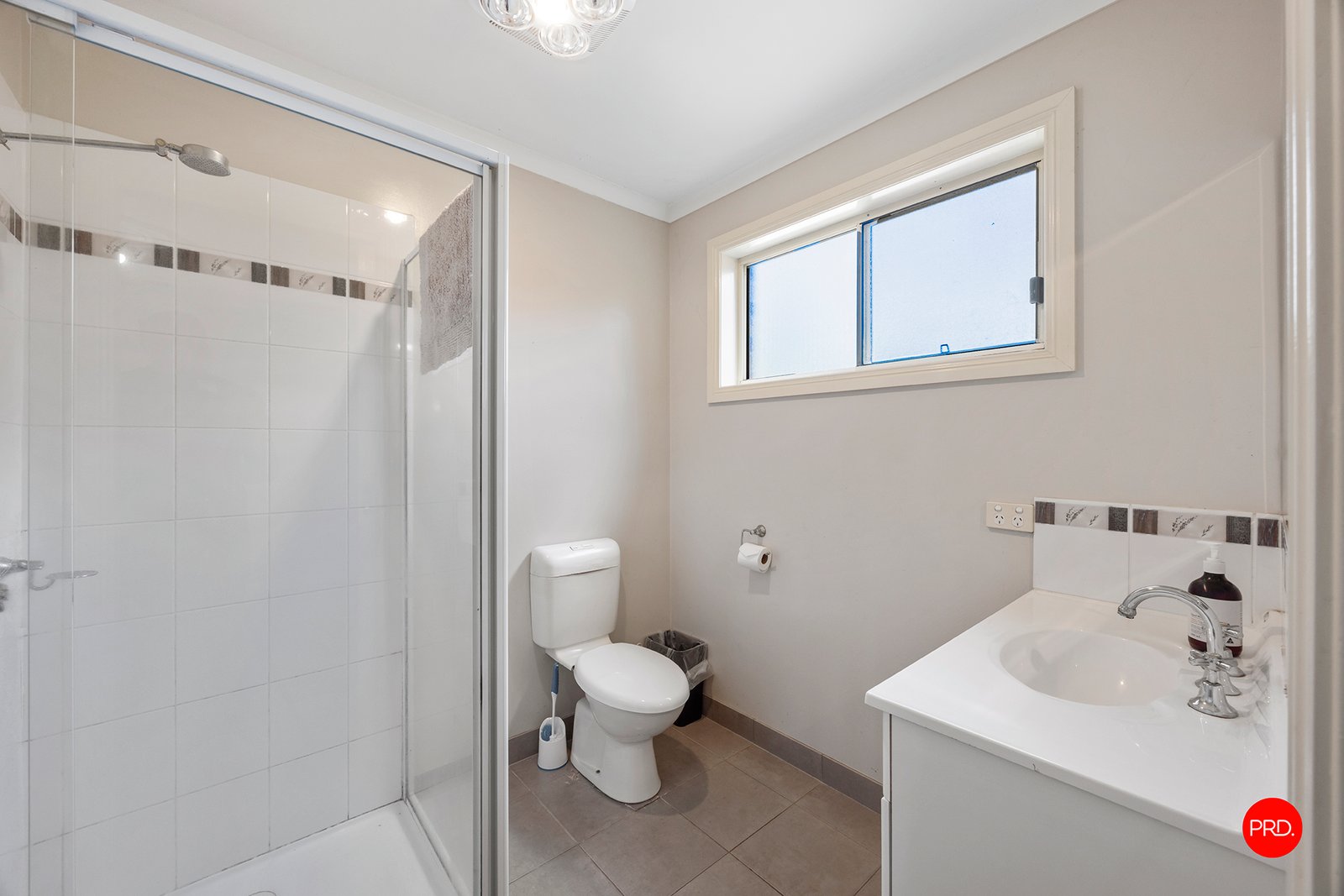 6 Cambridge Court CALIFORNIA GULLY 7