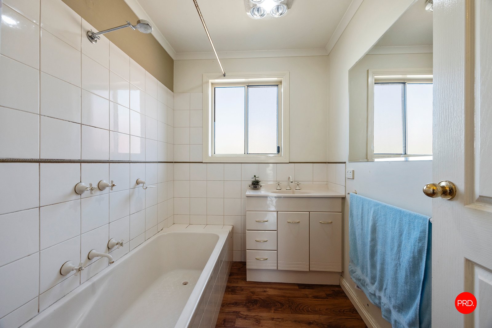 6 Cambridge Court CALIFORNIA GULLY 10