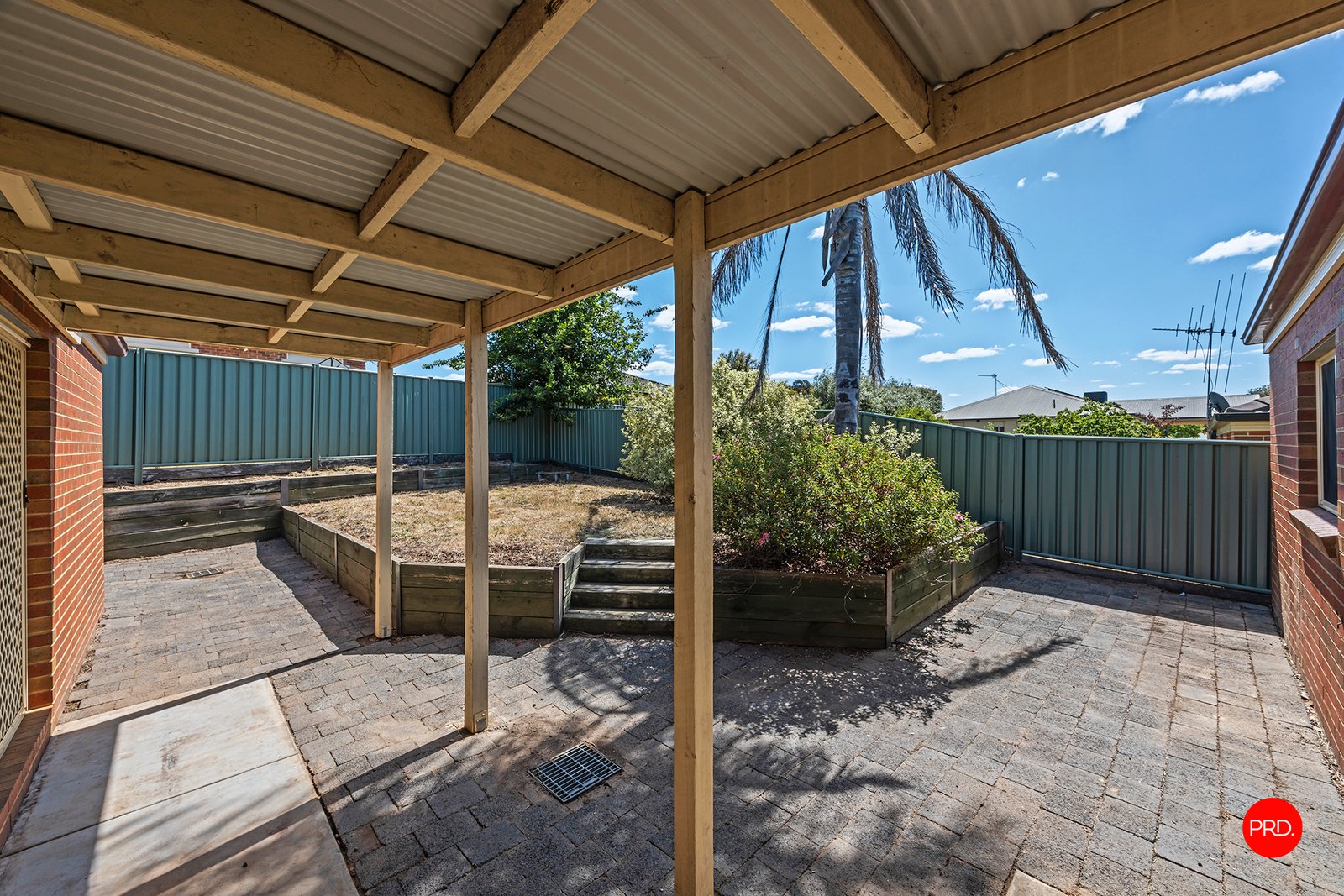 6 Cambridge Court CALIFORNIA GULLY 13