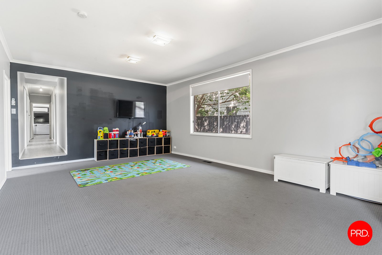 6 Cambridge Crescent WHITE HILLS 7