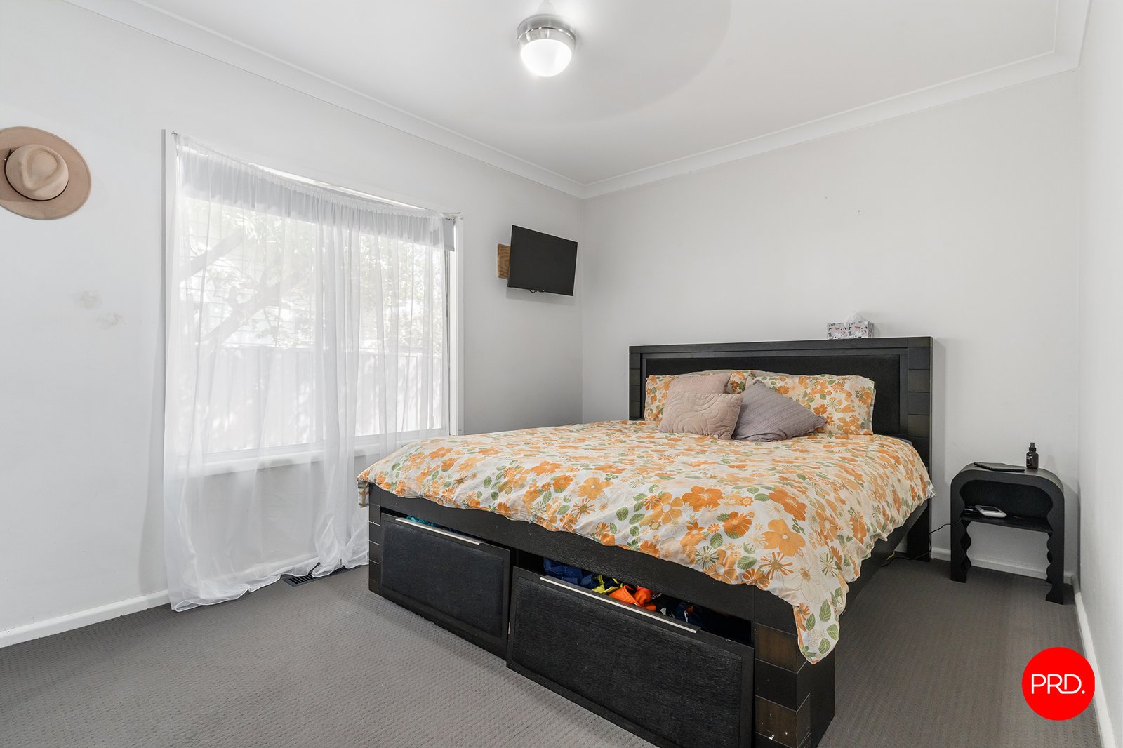 6 Cambridge Crescent WHITE HILLS 8