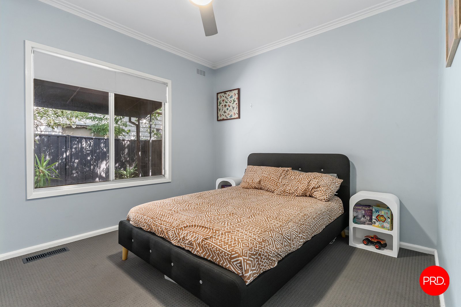 6 Cambridge Crescent WHITE HILLS 12