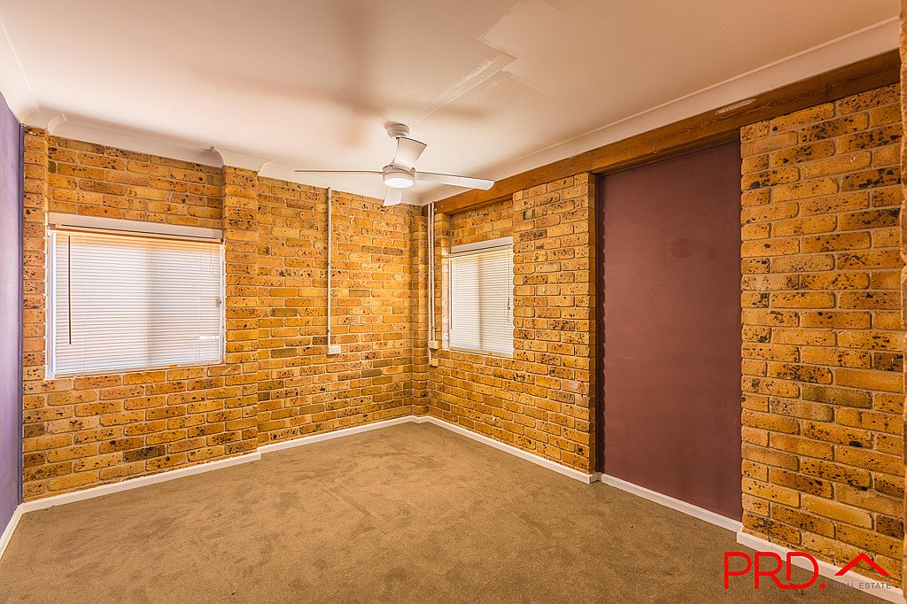 6 Camira Crescent TAMWORTH 4