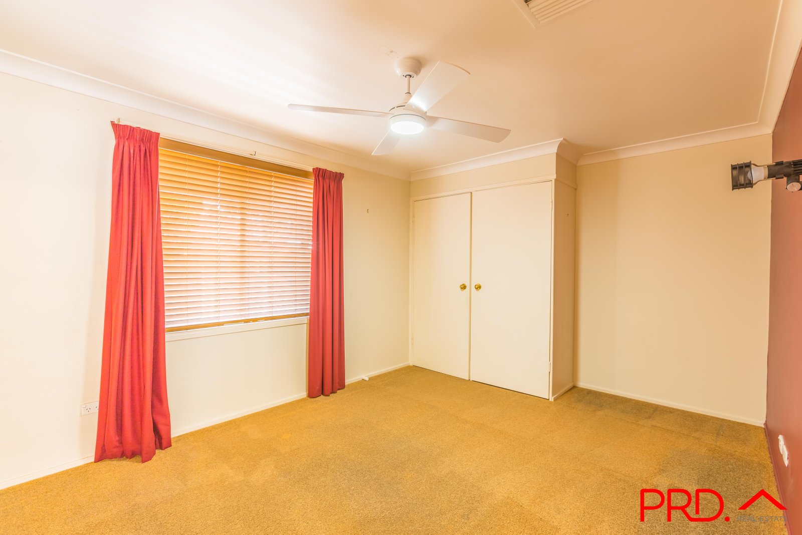 6 Camira Crescent TAMWORTH 17