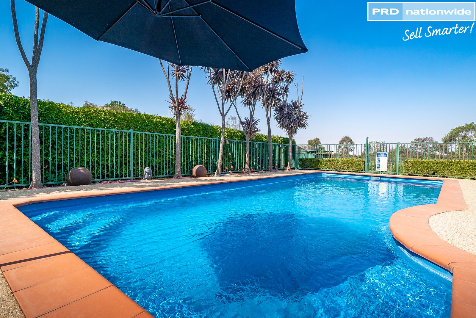 6 Campaspe Close SPRINGVALE 3