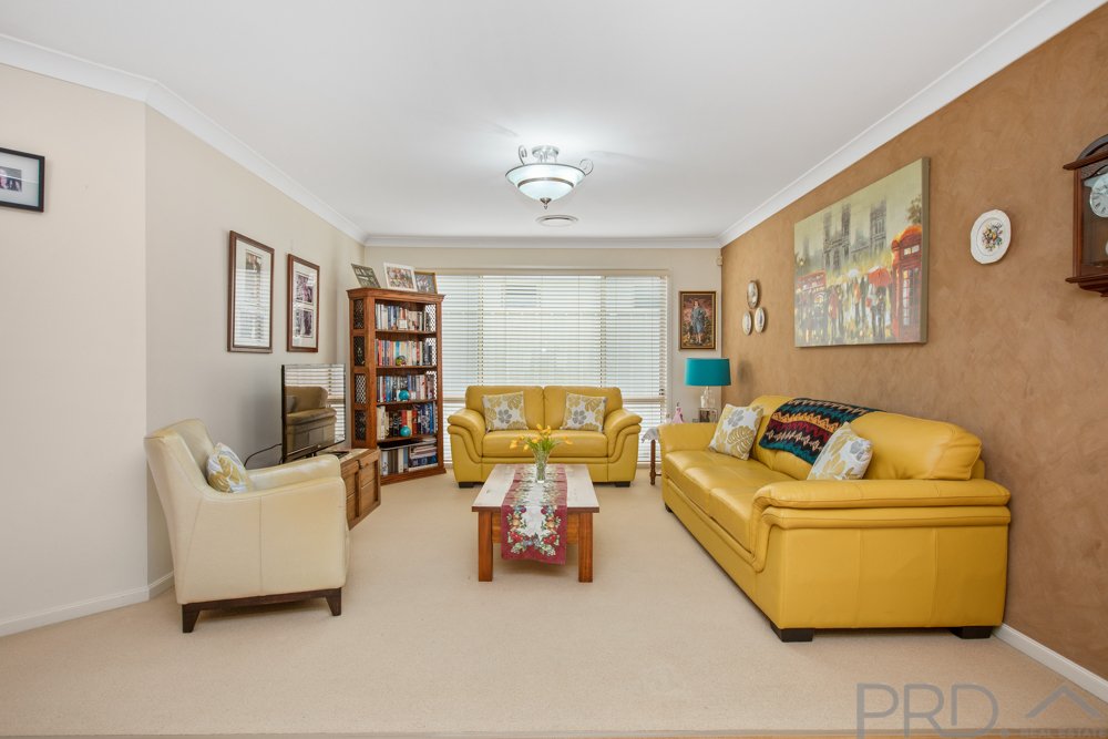 6 Campbell Close EAST MAITLAND 4