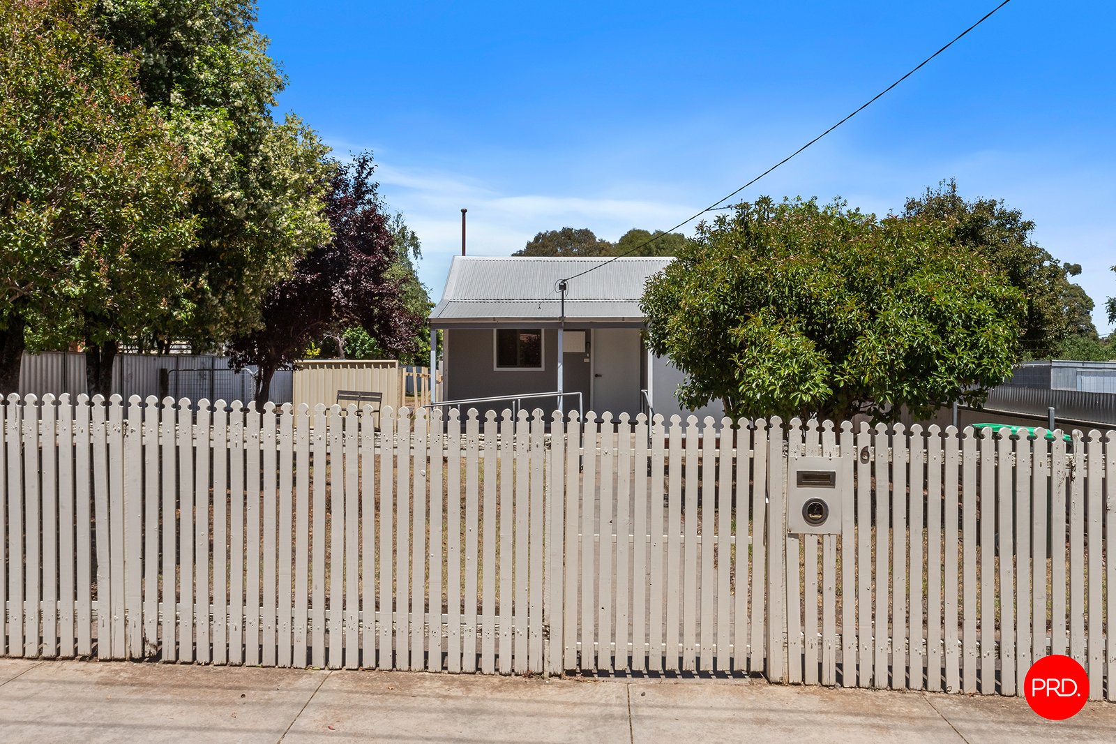 6 Campbell Street EAGLEHAWK 2