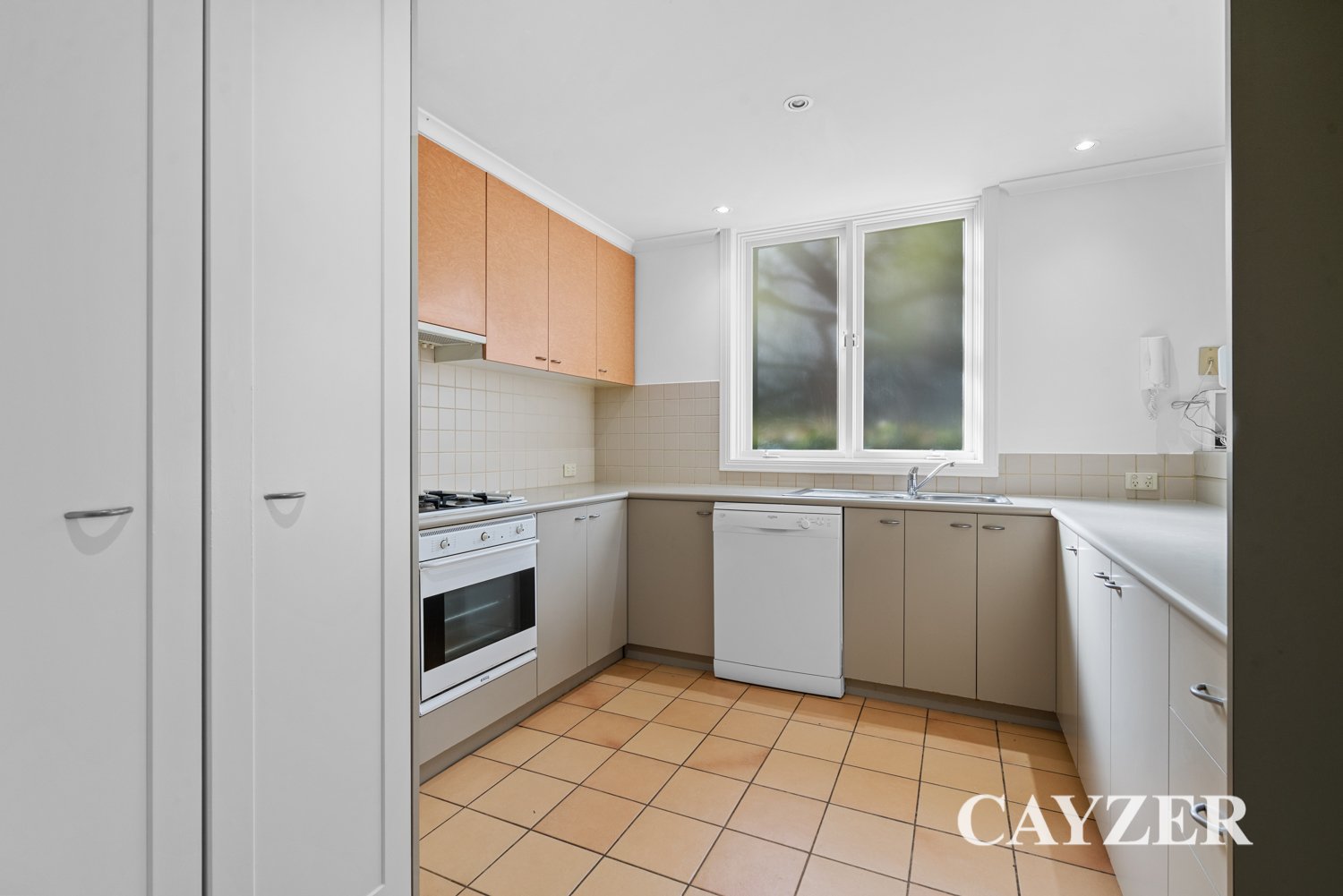 Gallery: 6 Capistrano Place