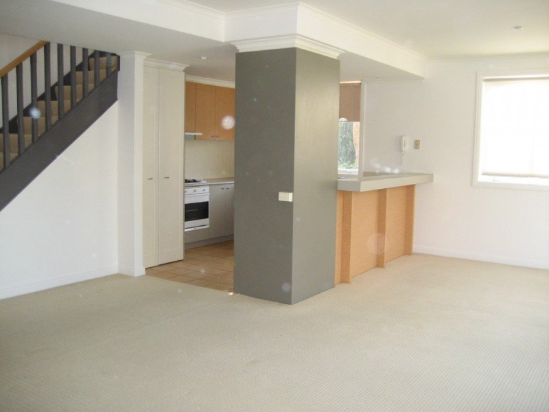 Gallery: 6 Capistrano Place