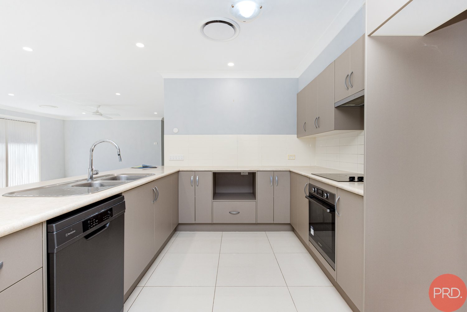 6 Capp Street LOCHINVAR 5