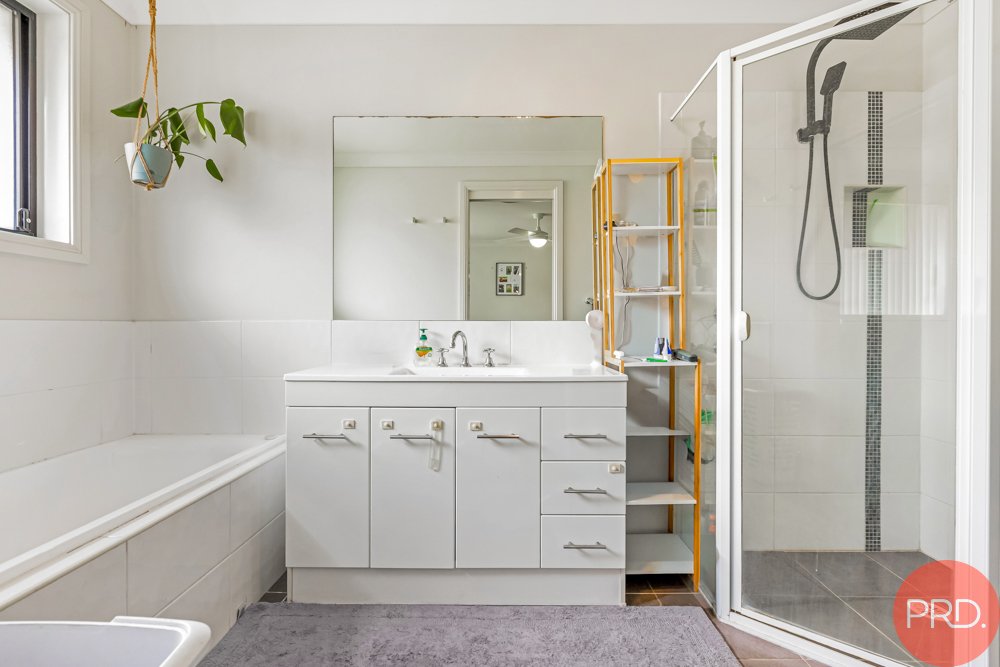 6 Capp Street LOCHINVAR 8