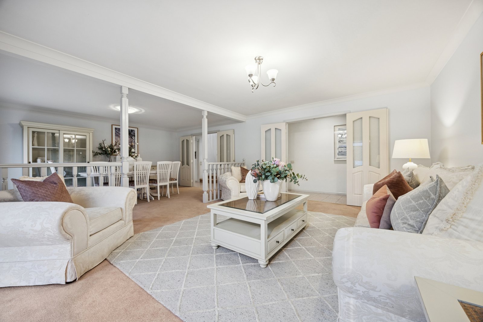 Gallery: 6 Cardinal Court