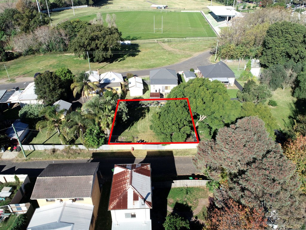 6 Cathcart Street MAITLAND 11