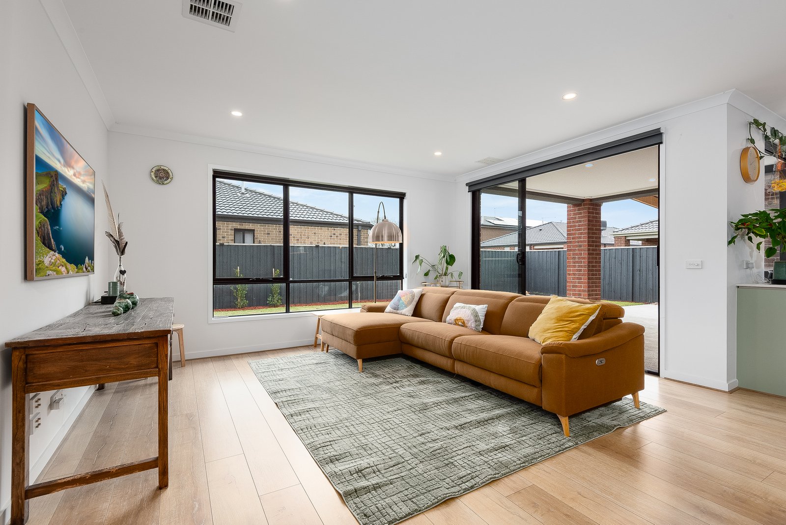 Gallery: 6 Cedar Road