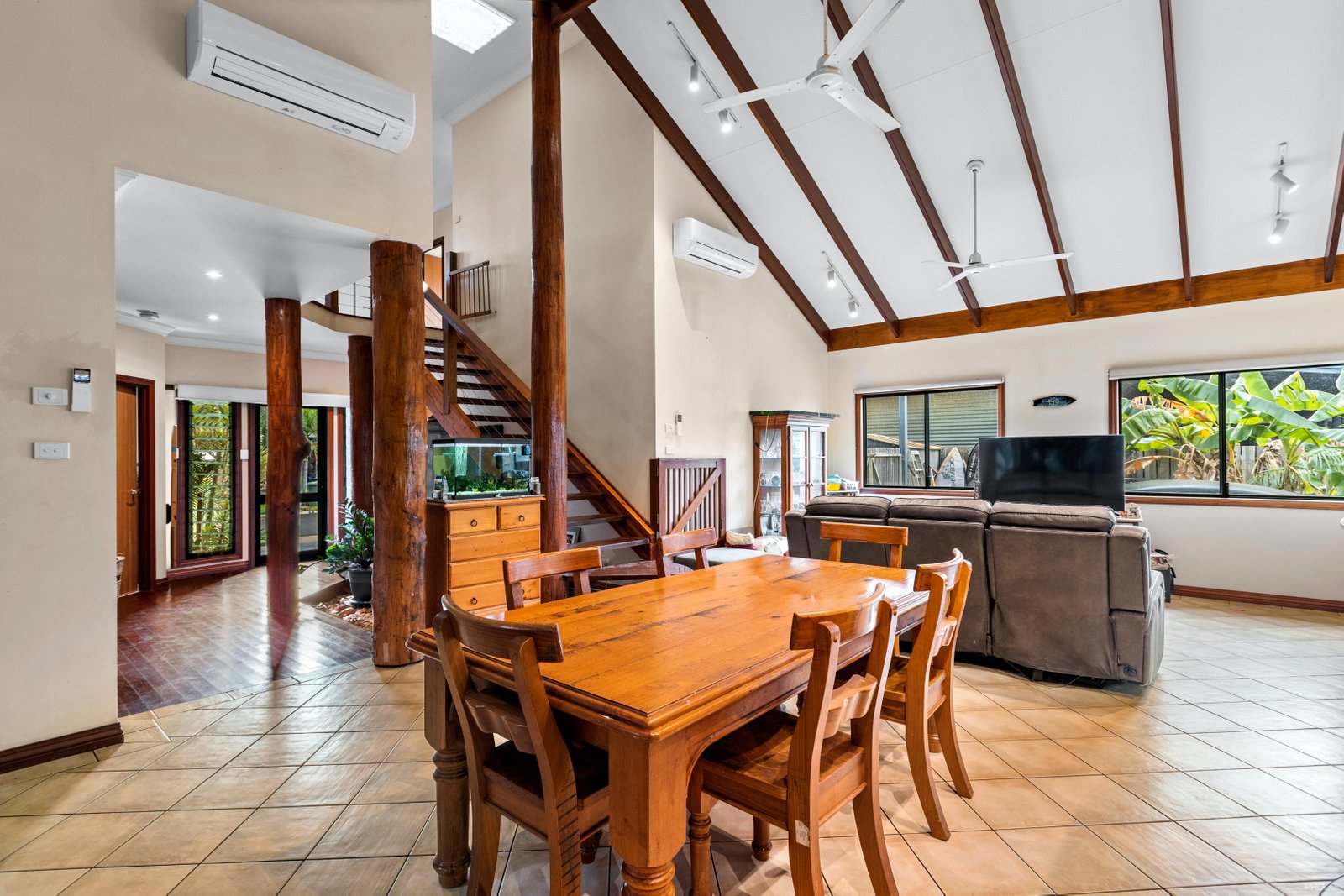 6 Celtic Loop CABLE BEACH 1