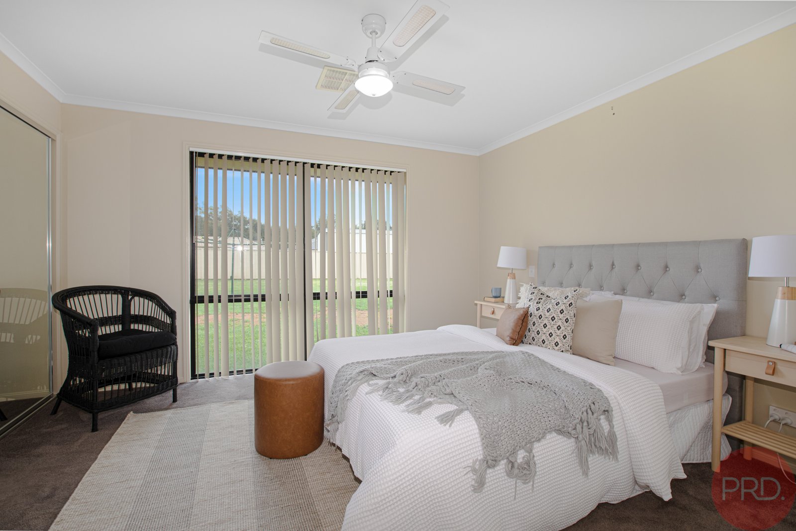 6 Centre Street GRETA 12