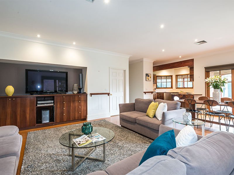Gallery: 6 Cherbourg Avenue
