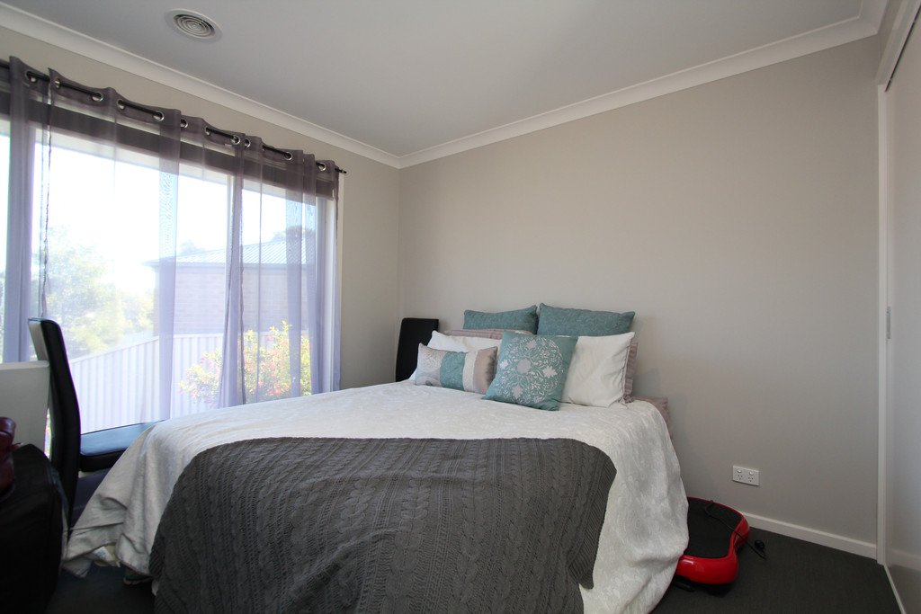 6 Cherry Court CANADIAN 5