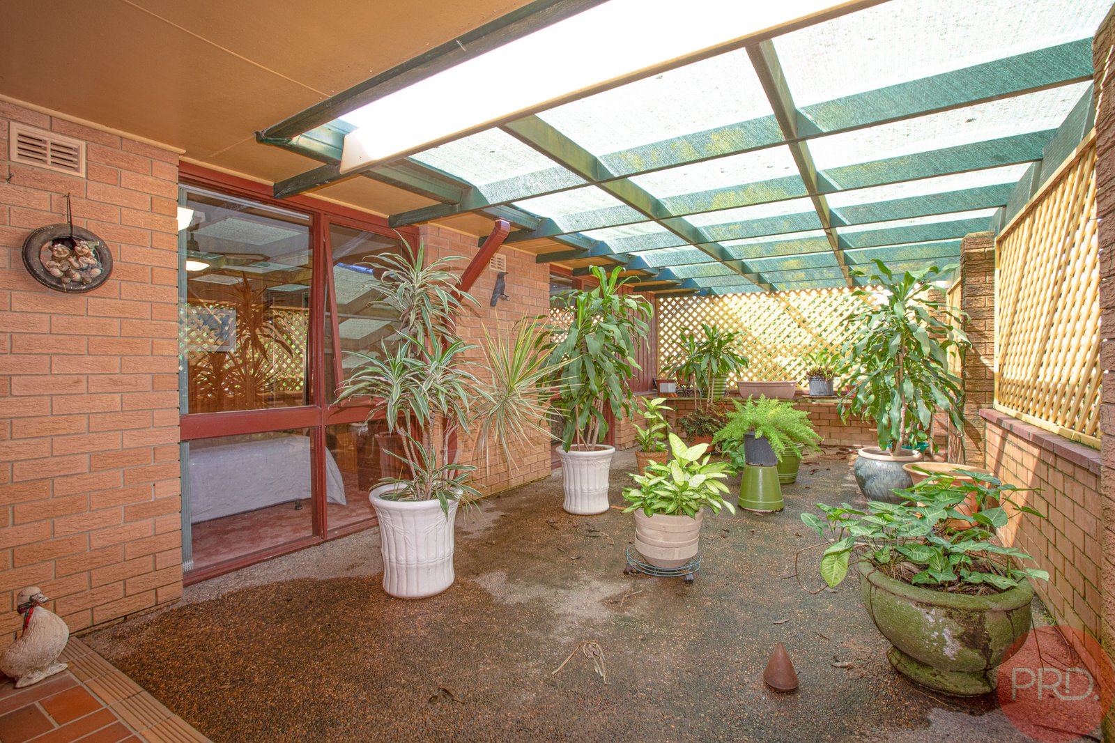 6 Chidley Crescent METFORD 16