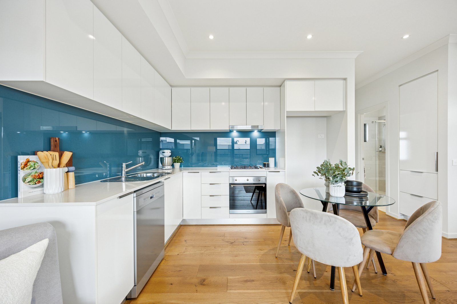Gallery: 6 Chloe Court