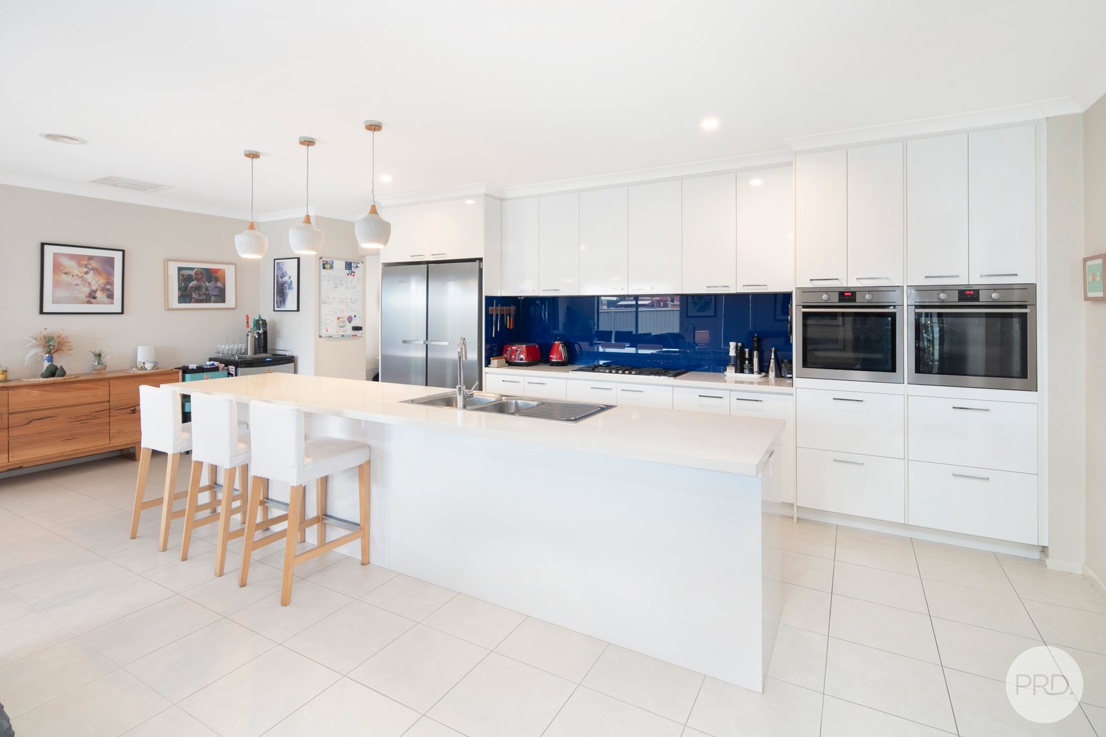 6 Cinnamon Drive LAKE GARDENS 3