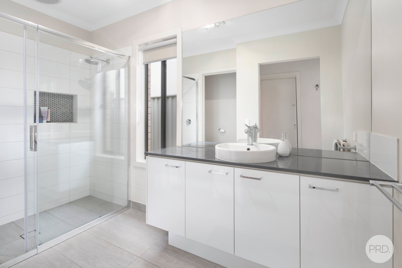 6 Cinnamon Drive LAKE GARDENS 5