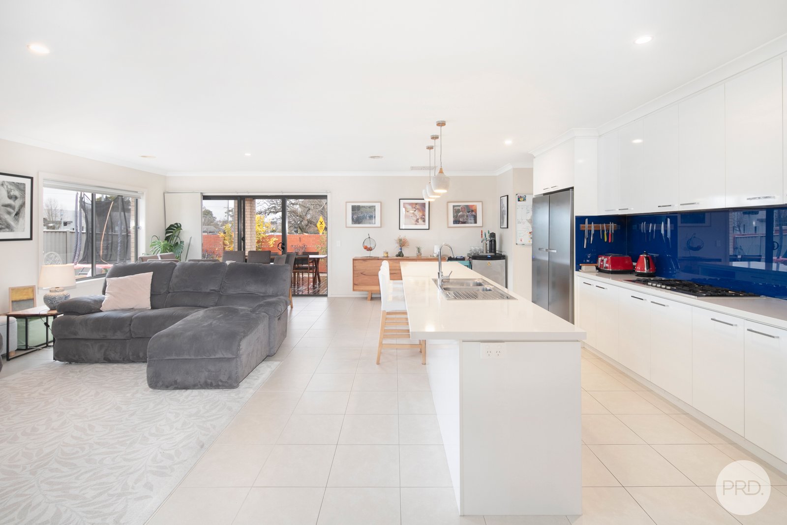 6 Cinnamon Drive LAKE GARDENS 10