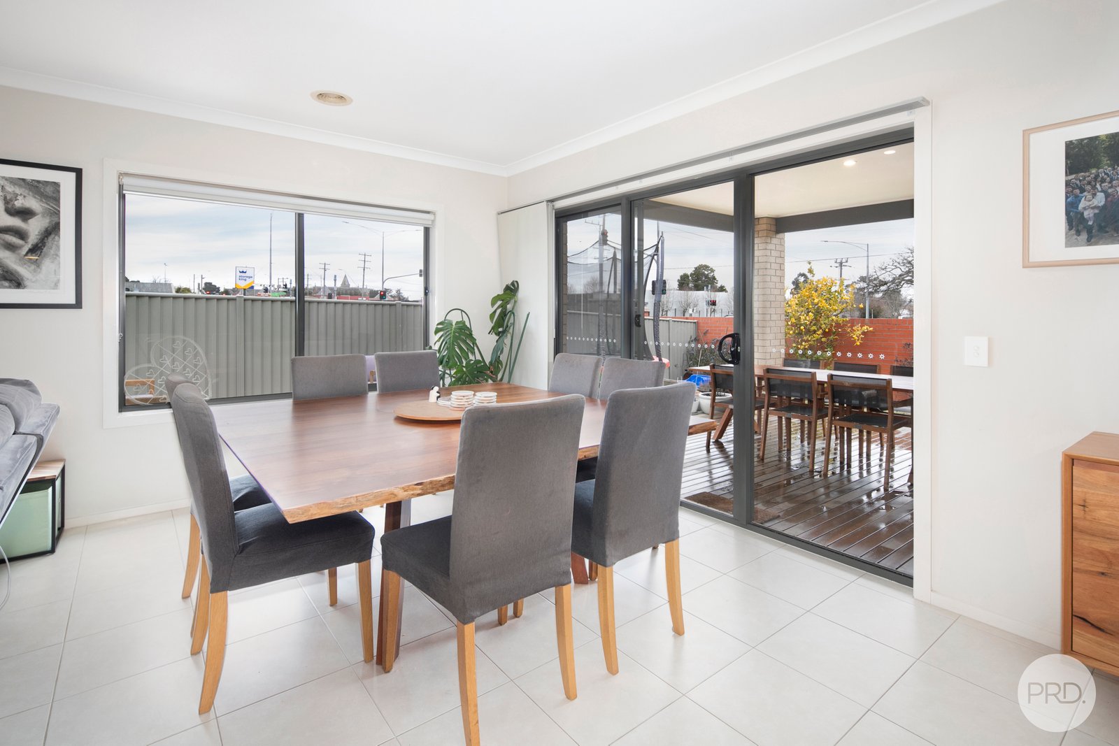 6 Cinnamon Drive LAKE GARDENS 11