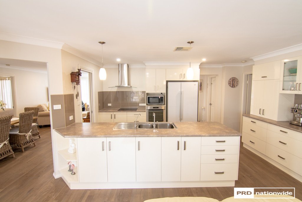 6 Clancy Court TAMWORTH 6