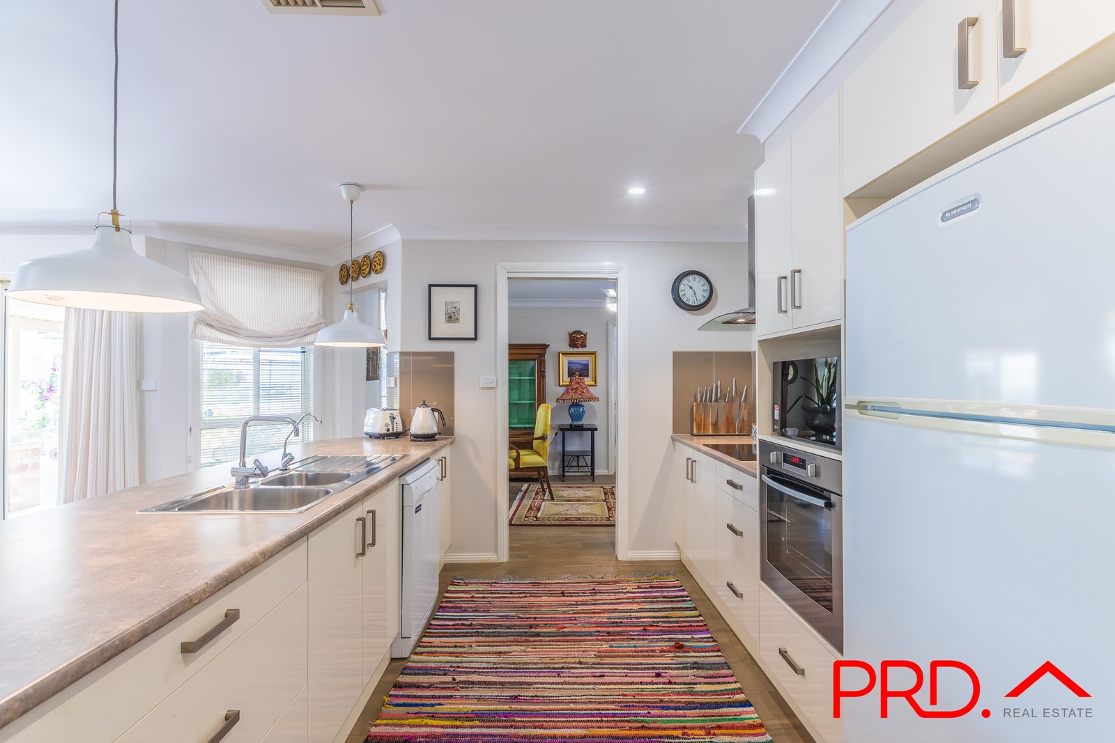 6 Clancy Court TAMWORTH 5