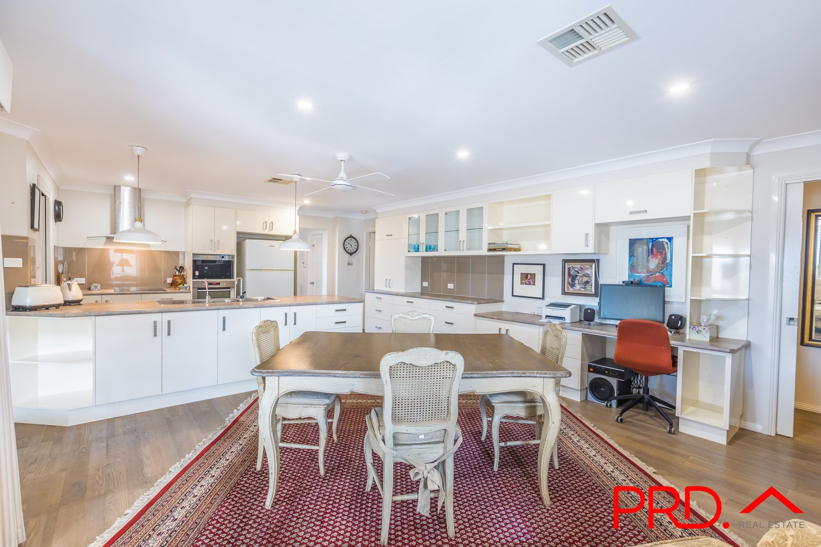 6 Clancy Court TAMWORTH 7