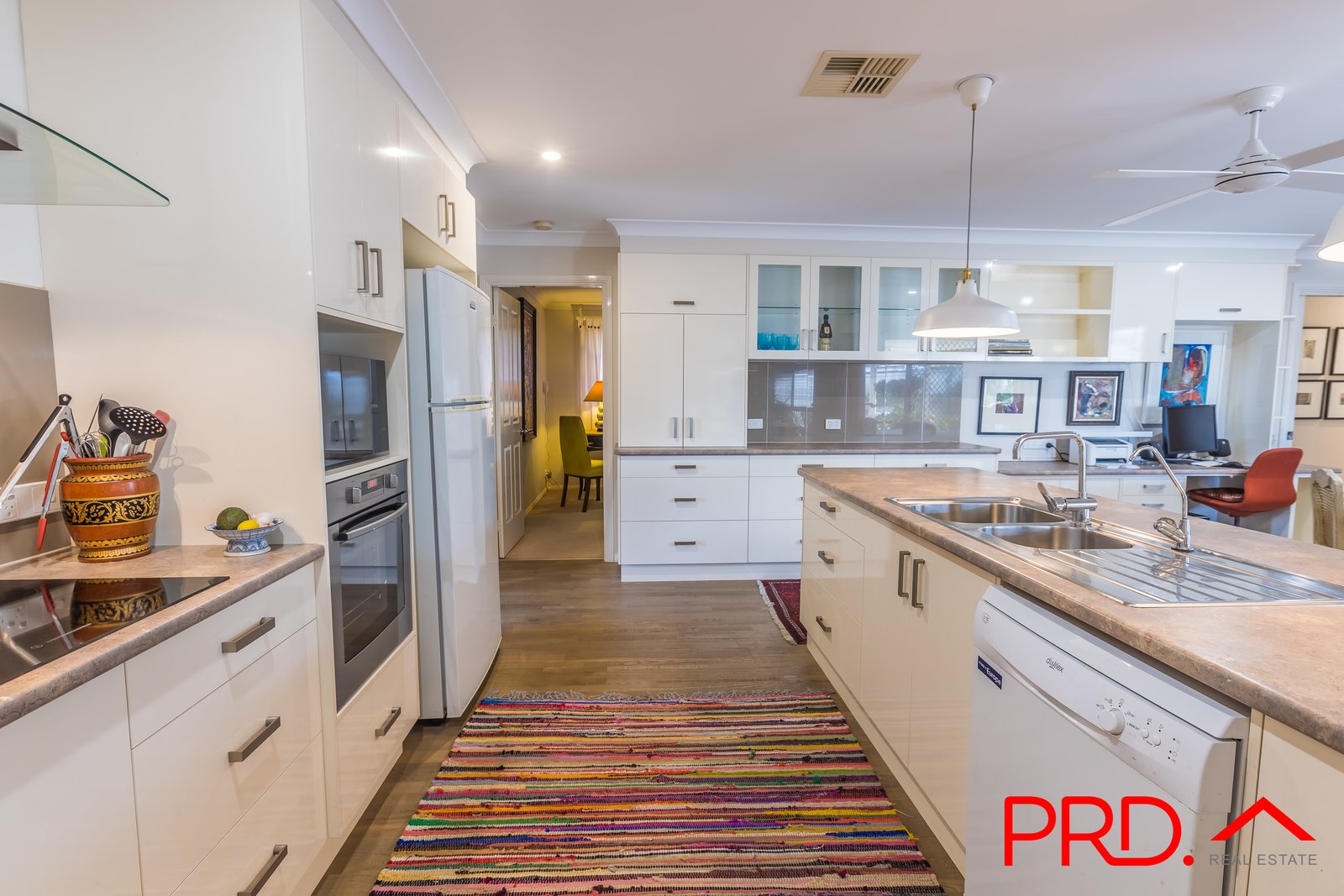 6 Clancy Court TAMWORTH 13