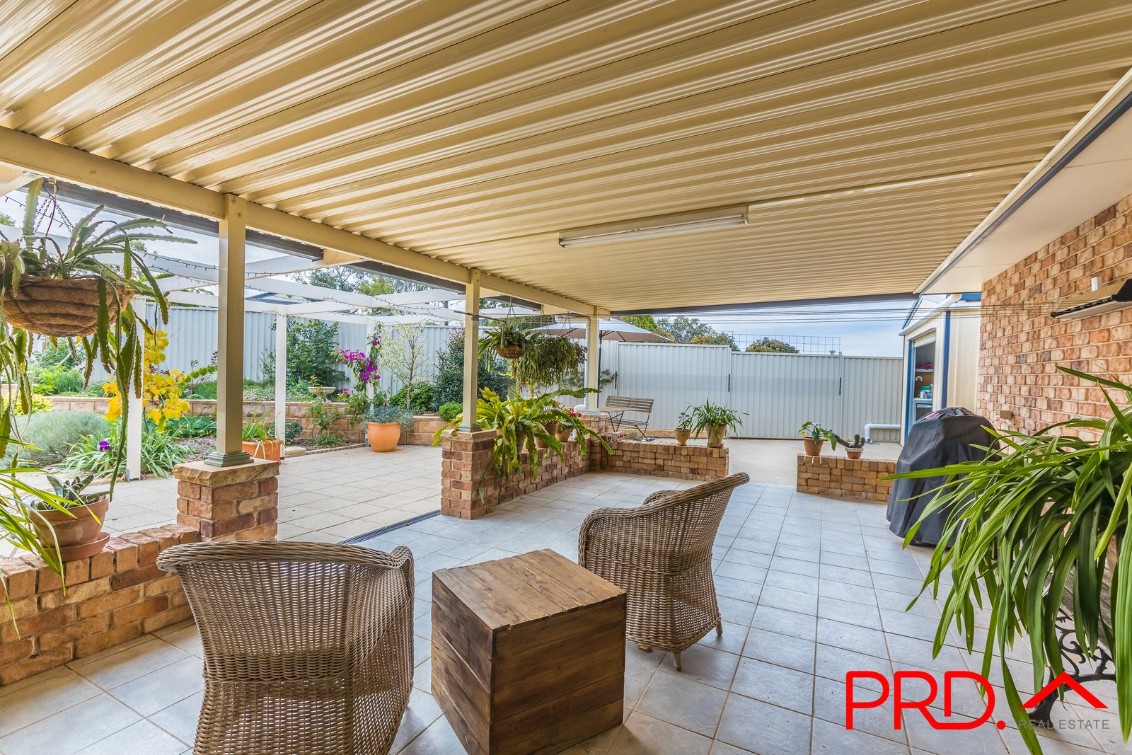 6 Clancy Court TAMWORTH 21