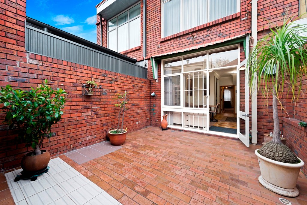 Gallery: 6 Clarendon Place