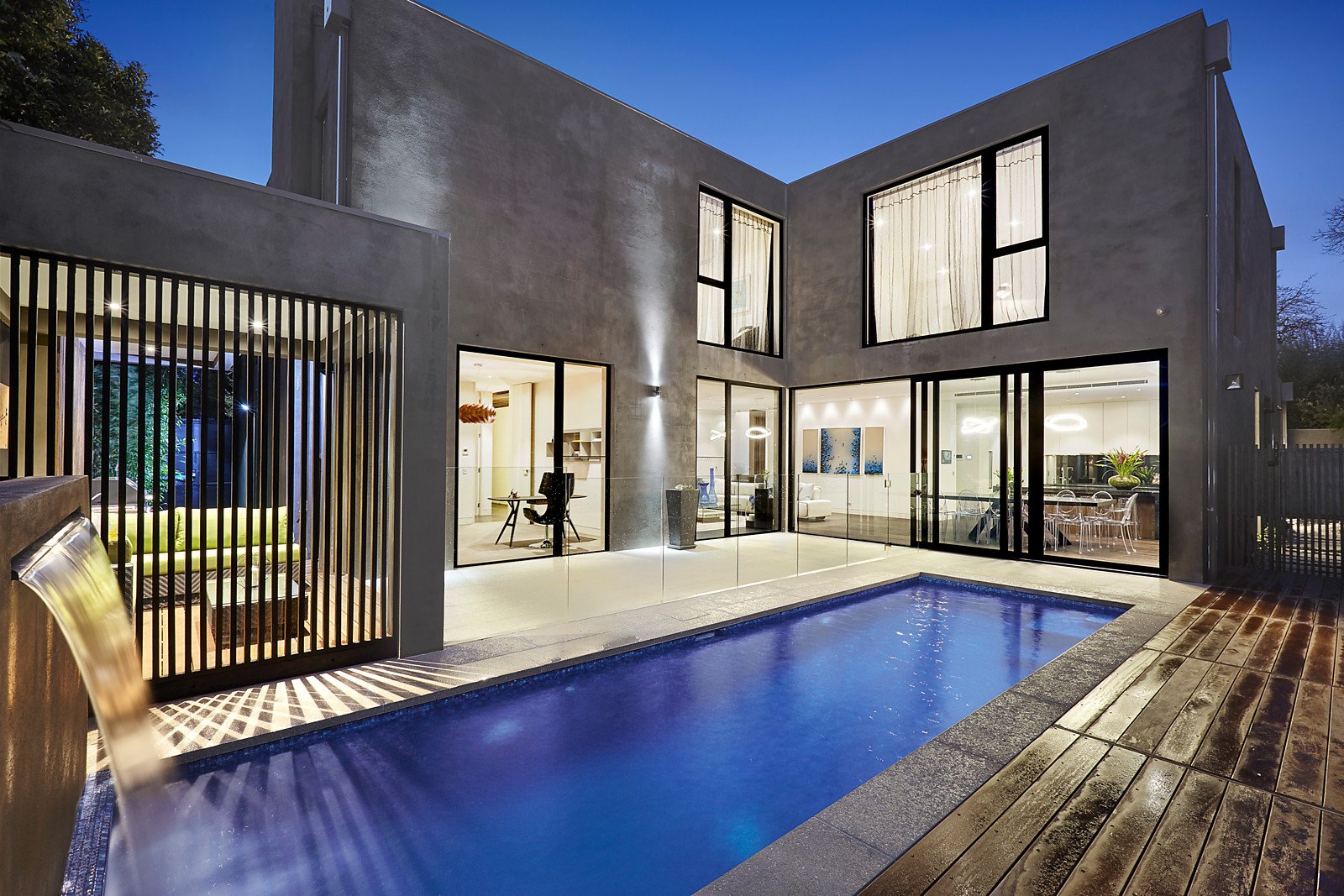 Real Estate and Property in 6 Cleeve Court, Toorak, VIC