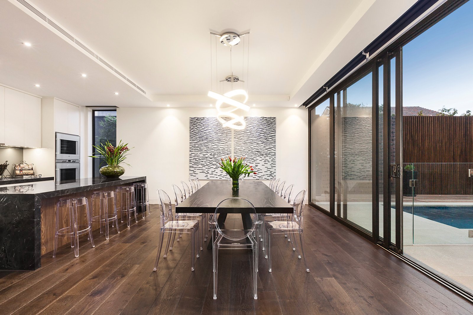 Real Estate and Property in 6 Cleeve Court, Toorak, VIC