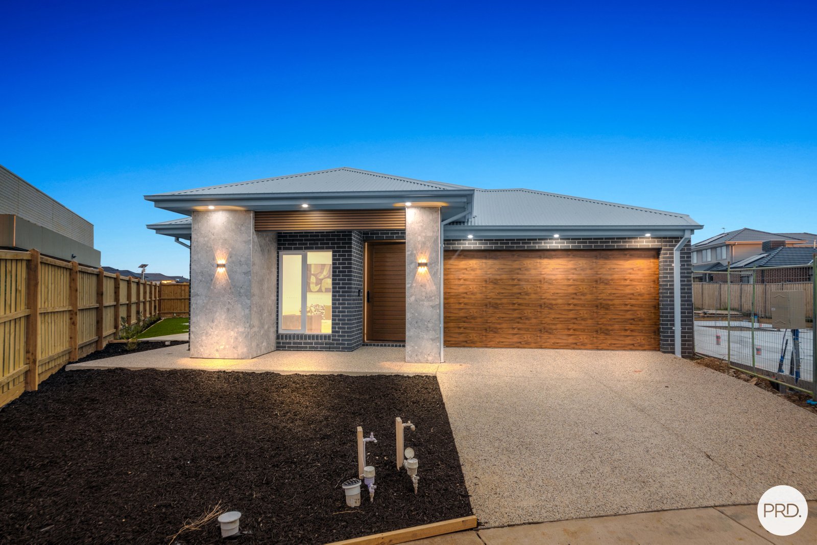 6 Clematis Street CLYDE NORTH 2