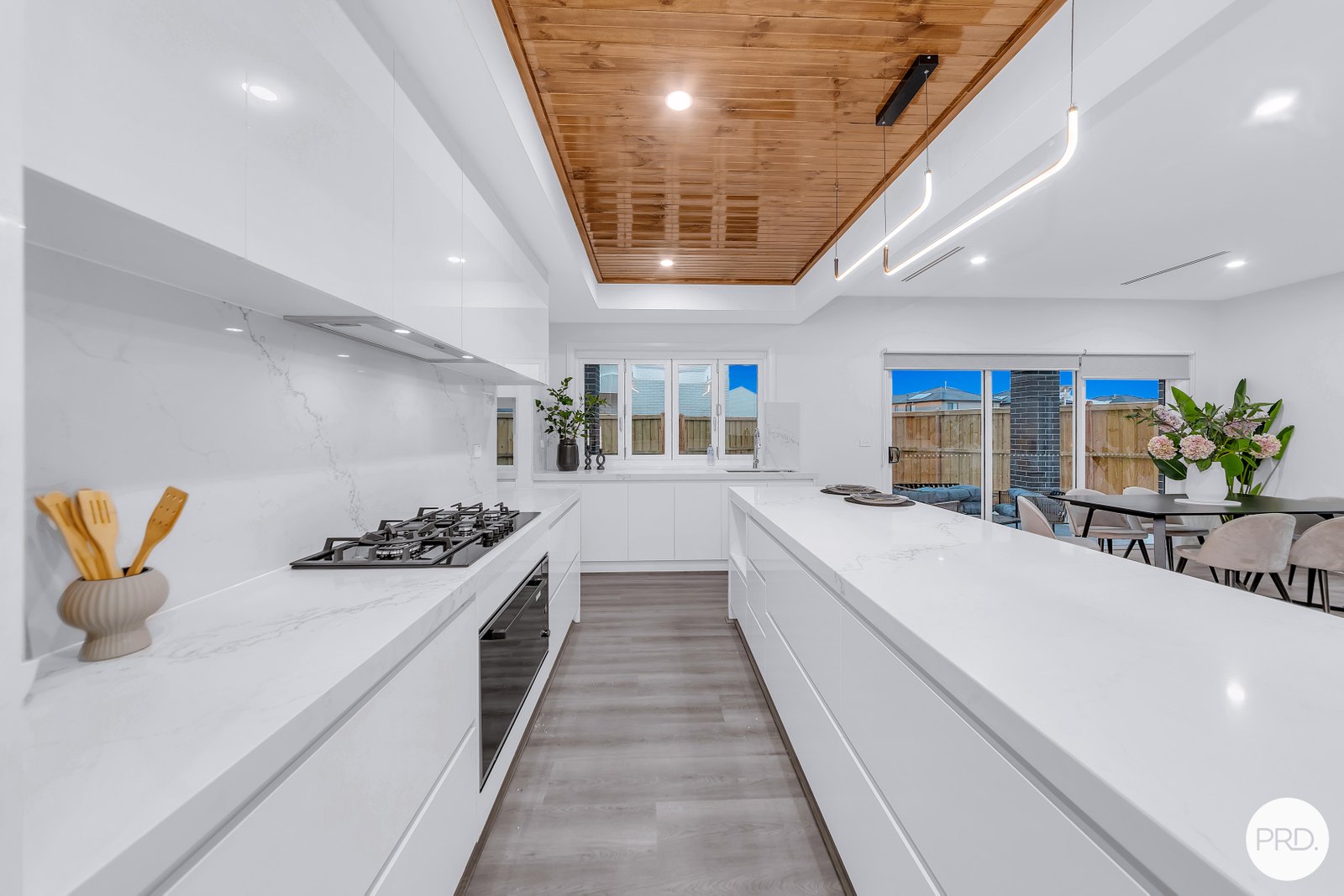 6 Clematis Street CLYDE NORTH 9