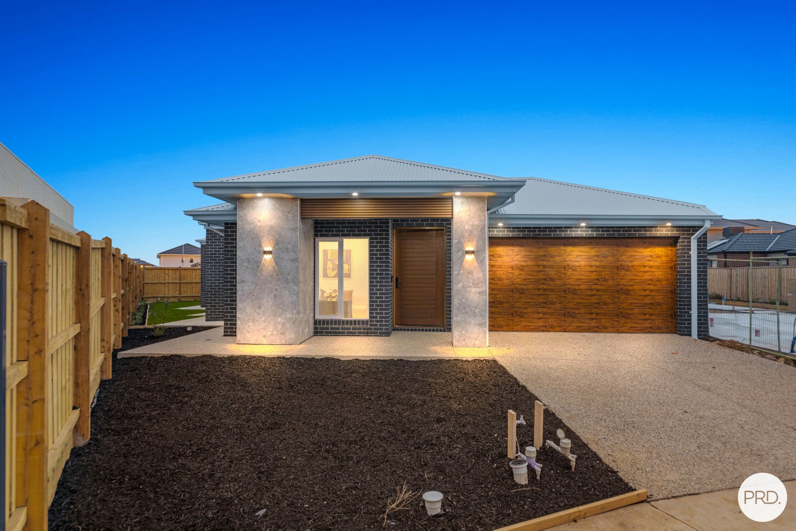 6 Clematis Street CLYDE NORTH 19