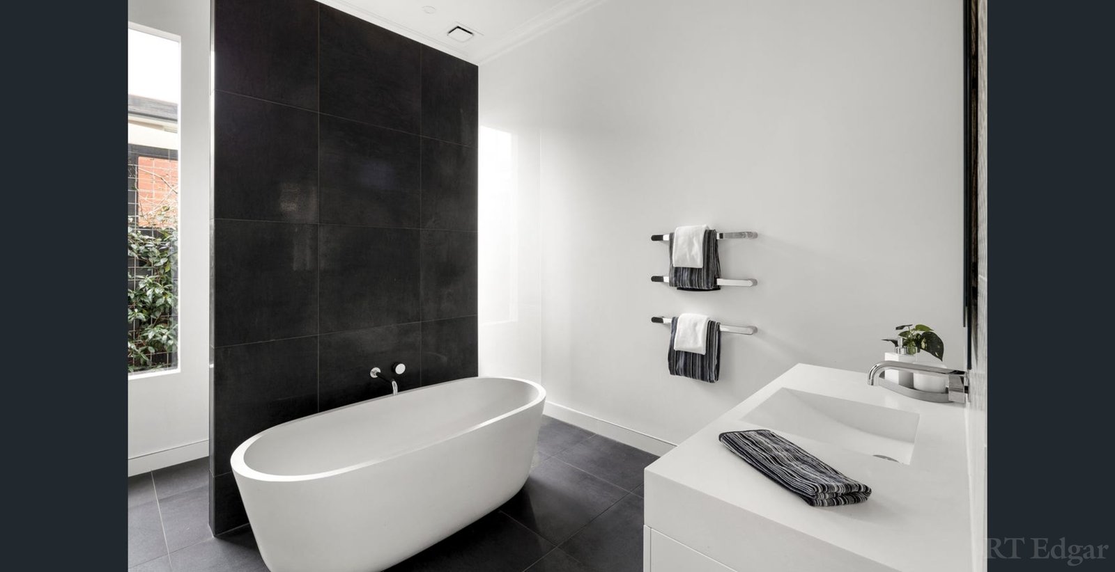 Real Estate and Property in 6 Clive Road, Hawthorn East, VIC