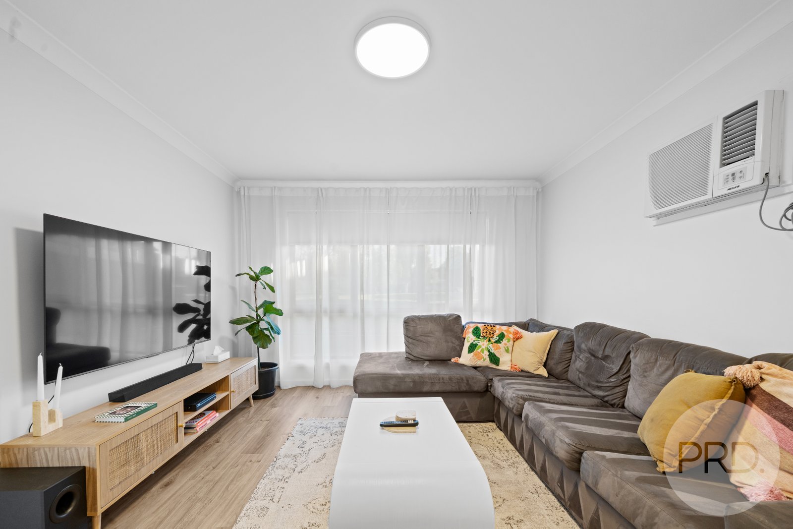 6 Clowes Place ASHMONT 3