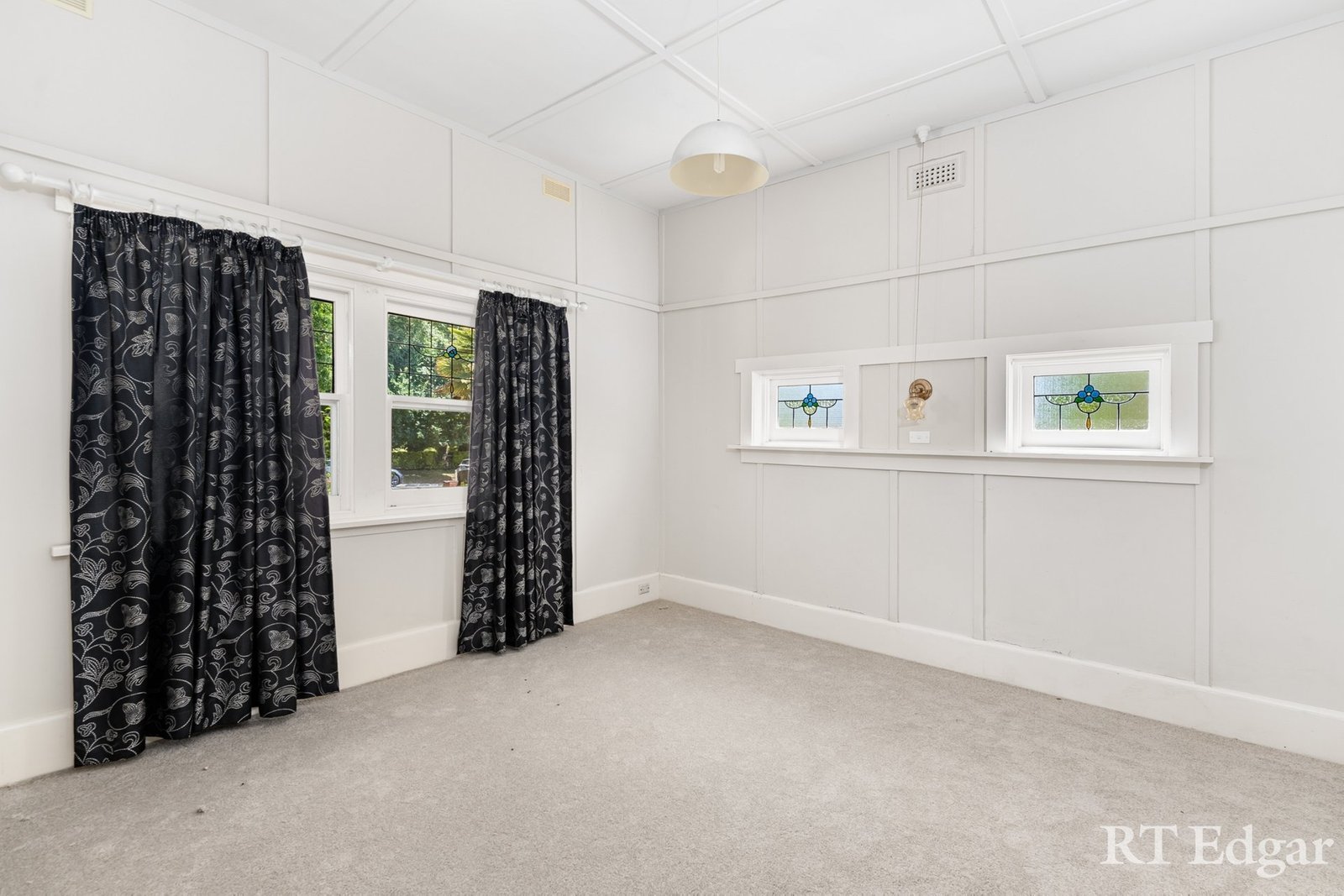 Real Estate and Property in 6 Clowes Street, Kyneton, VIC