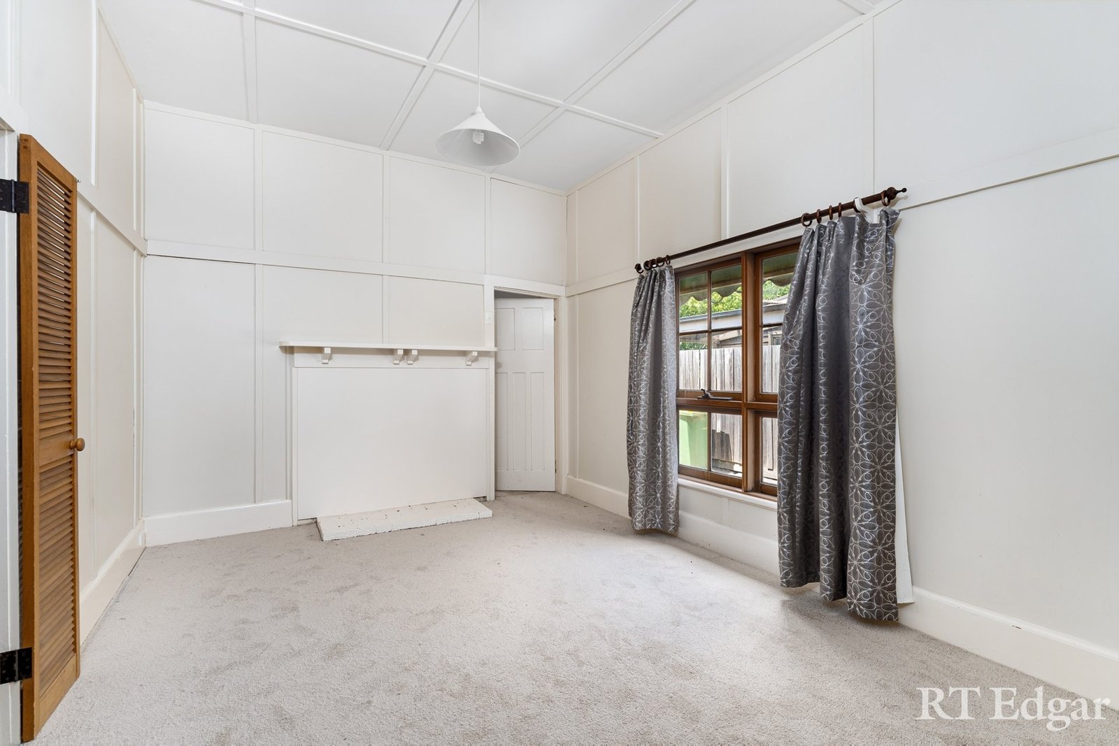 Real Estate and Property in 6 Clowes Street, Kyneton, VIC