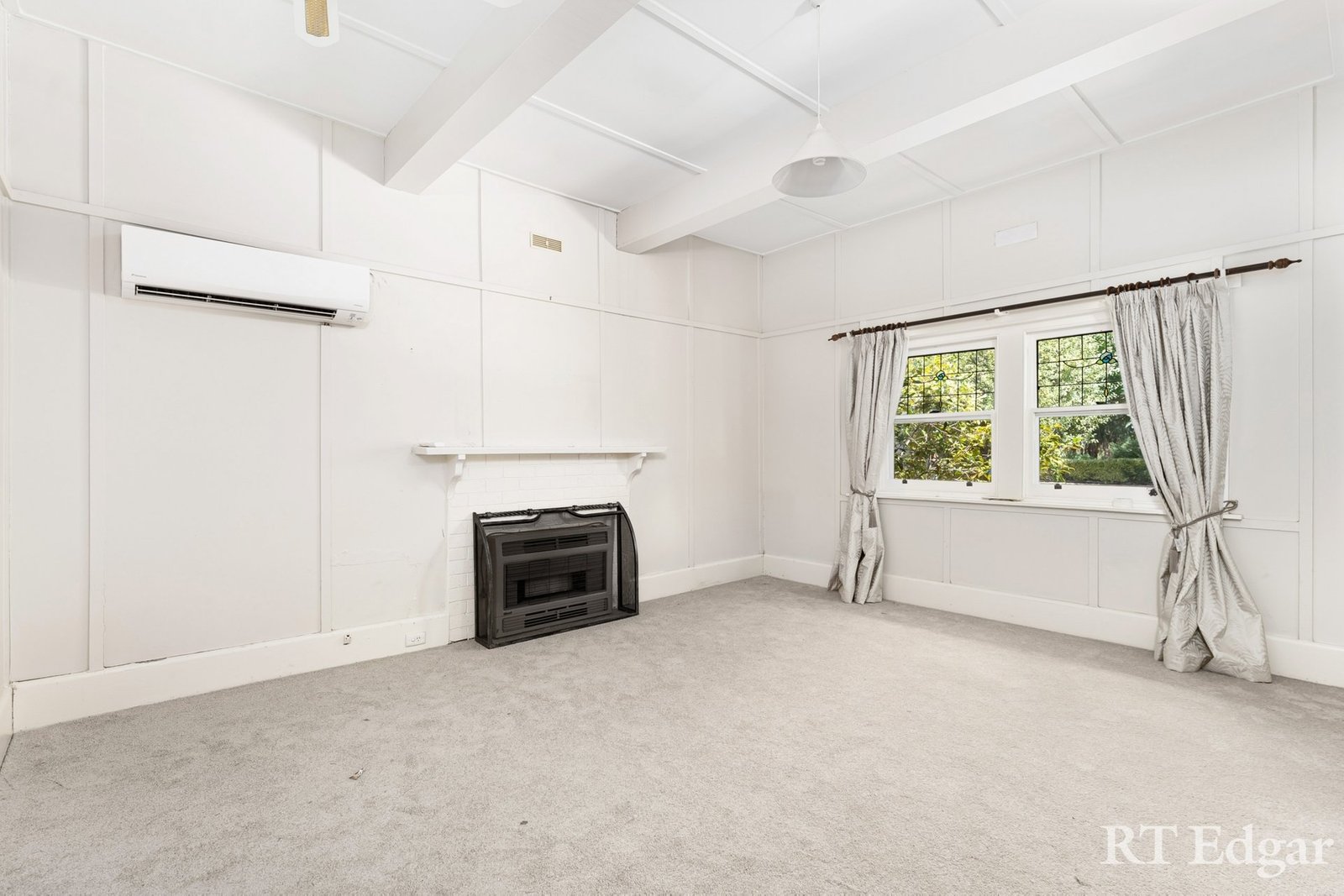 Real Estate and Property in 6 Clowes Street, Kyneton, VIC