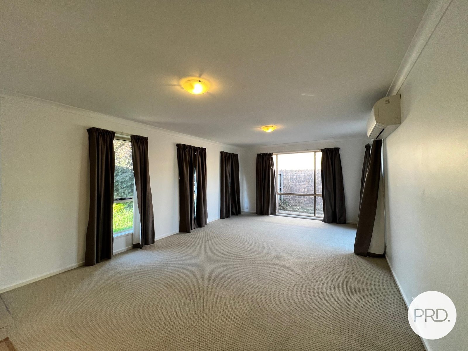 6 Constance Stone Street MACGREGOR 8