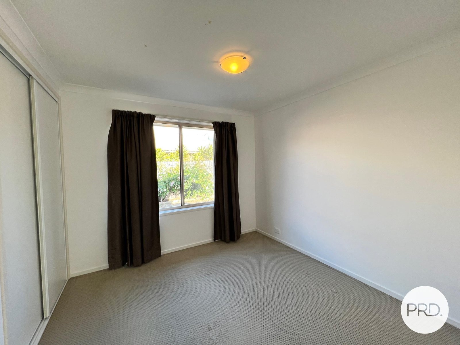 6 Constance Stone Street MACGREGOR 9